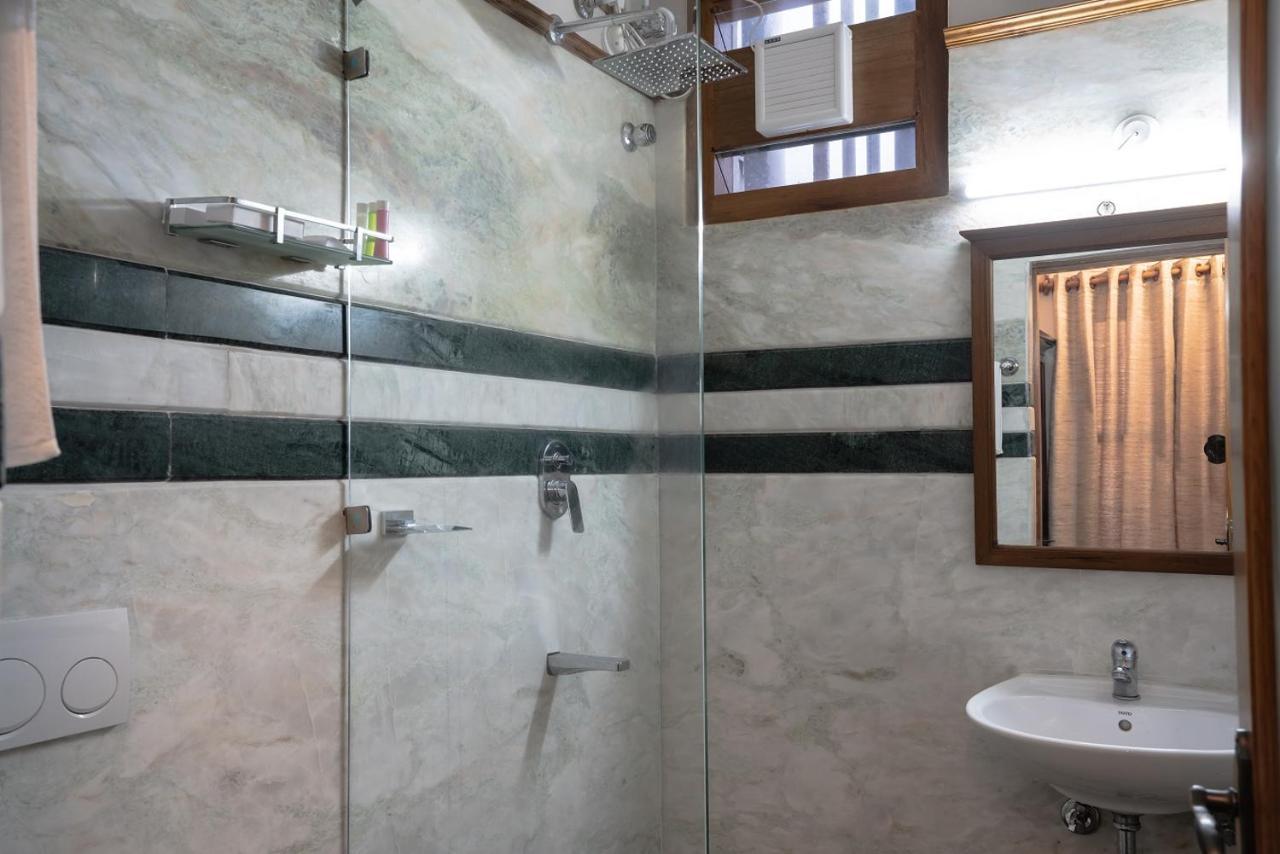19Villamira Пондичери Екстериор снимка
